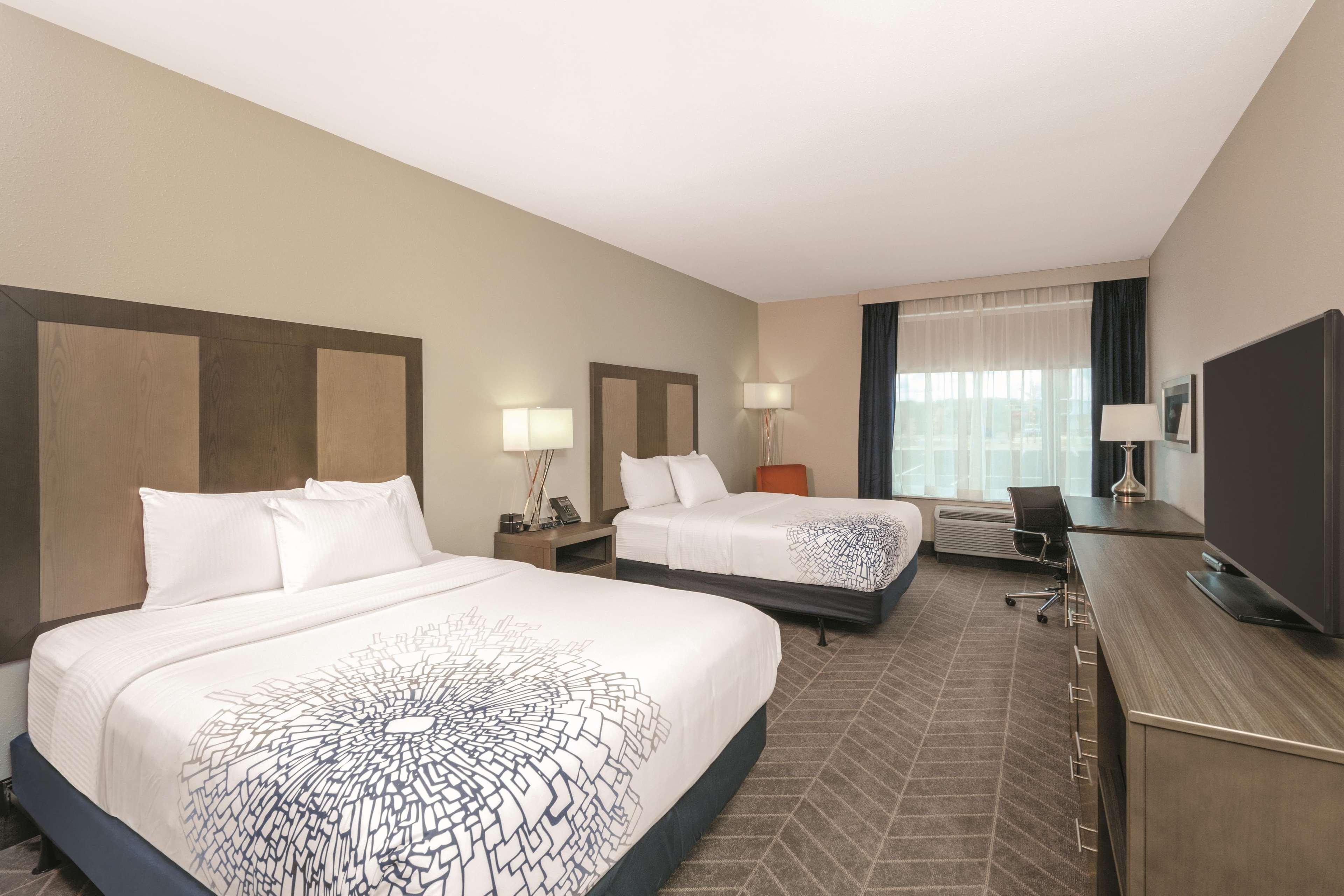 La Quinta By Wyndham Auburn Hotel 3*